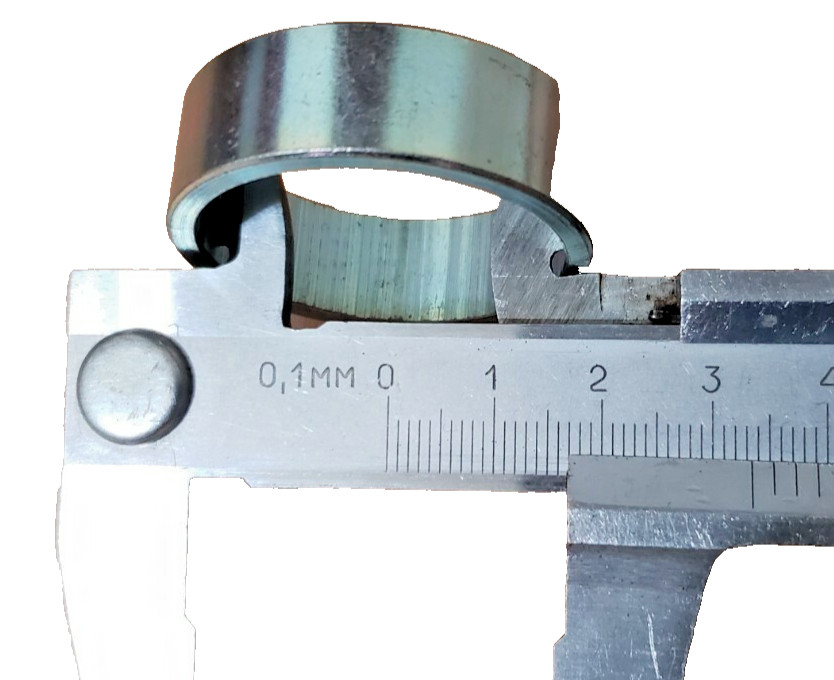 (QTY:4) HARRINGTON HOISTS THICK SPACER CRANE 1-1/2” x 1-1/4” x 1/2 Inch