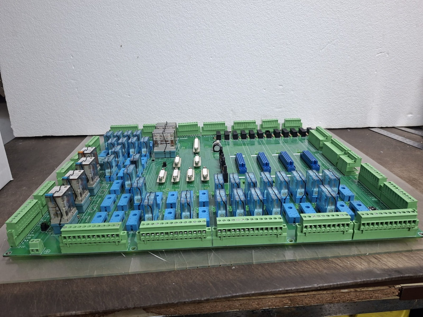 YCM 504-E04-IR02 USED