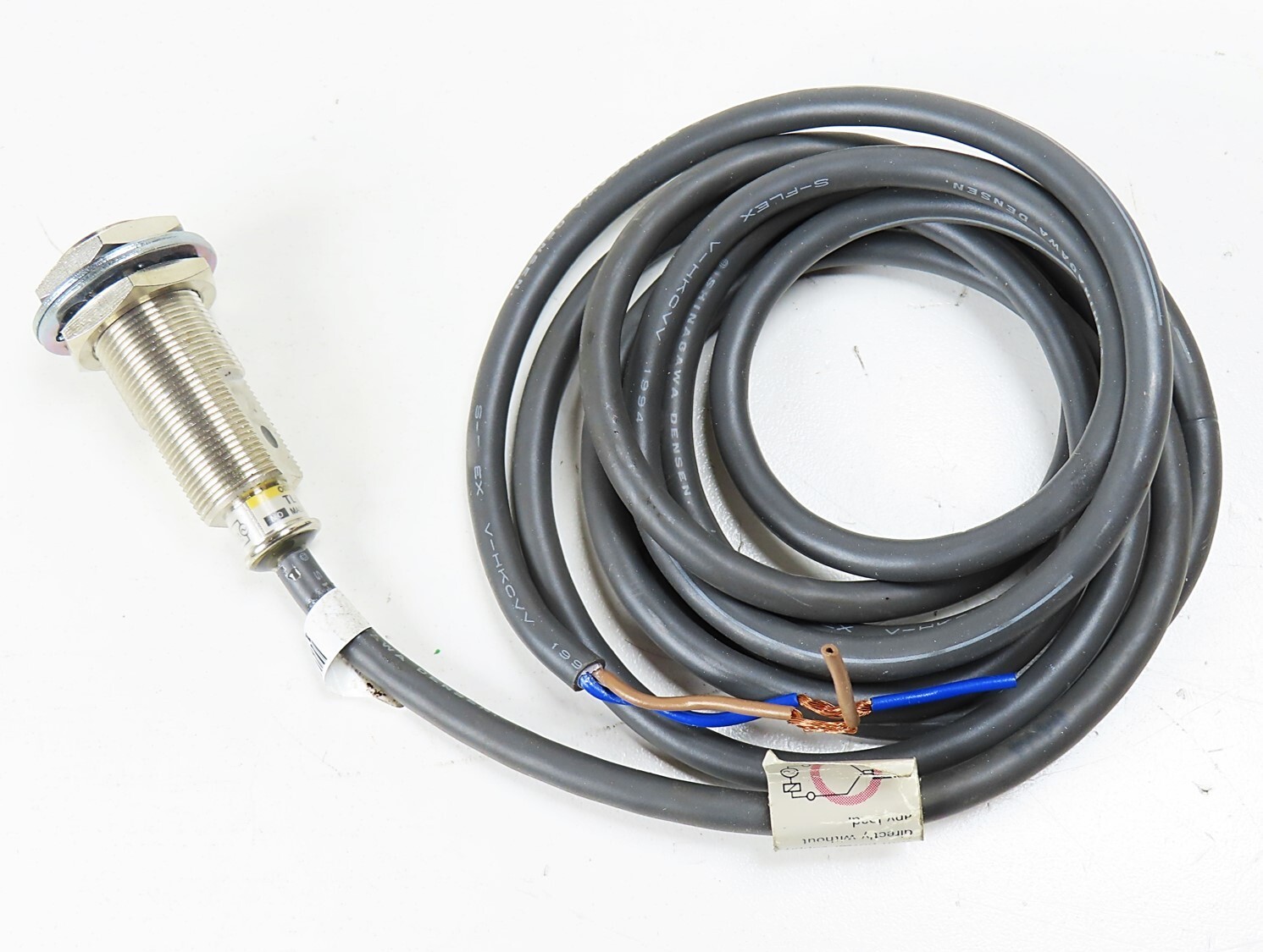 Omron TL-X5Y1 Proximity Sensor *USA Seller* NEW NO BOX