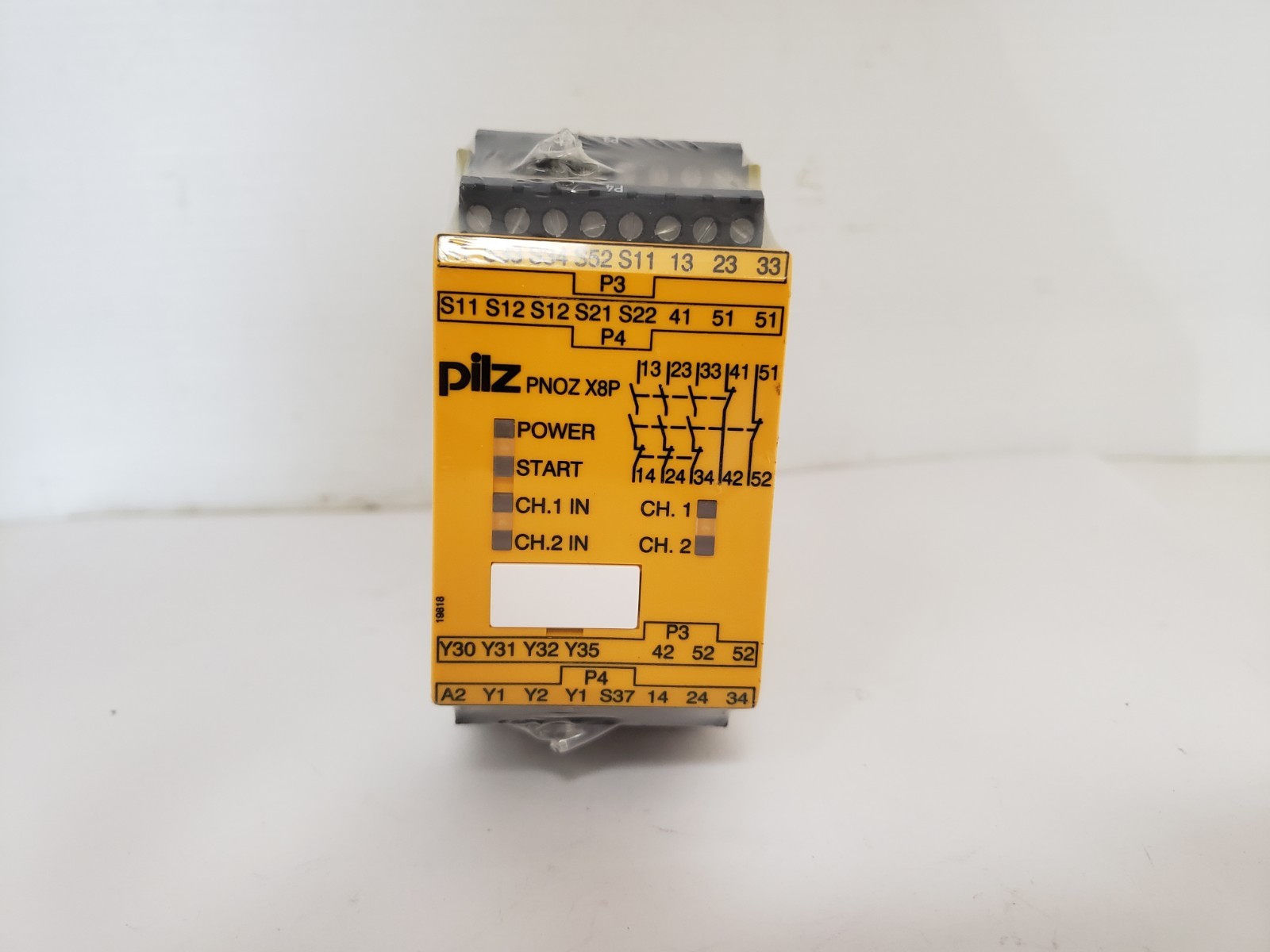 PILZ PNOZ X8P SAFETY RELAY 24 VDC 3N/O 2N/C 2S0 (777760) NIB