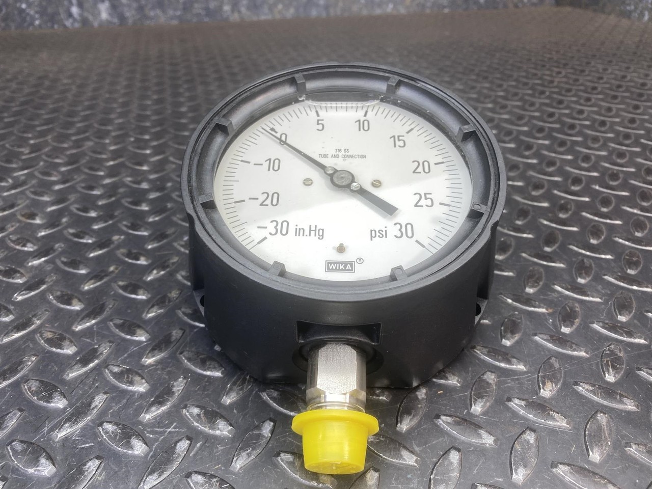 Wika 4.5″ Gauge, -30/30 in.Hg PSI, 316 SS, Oil Filled