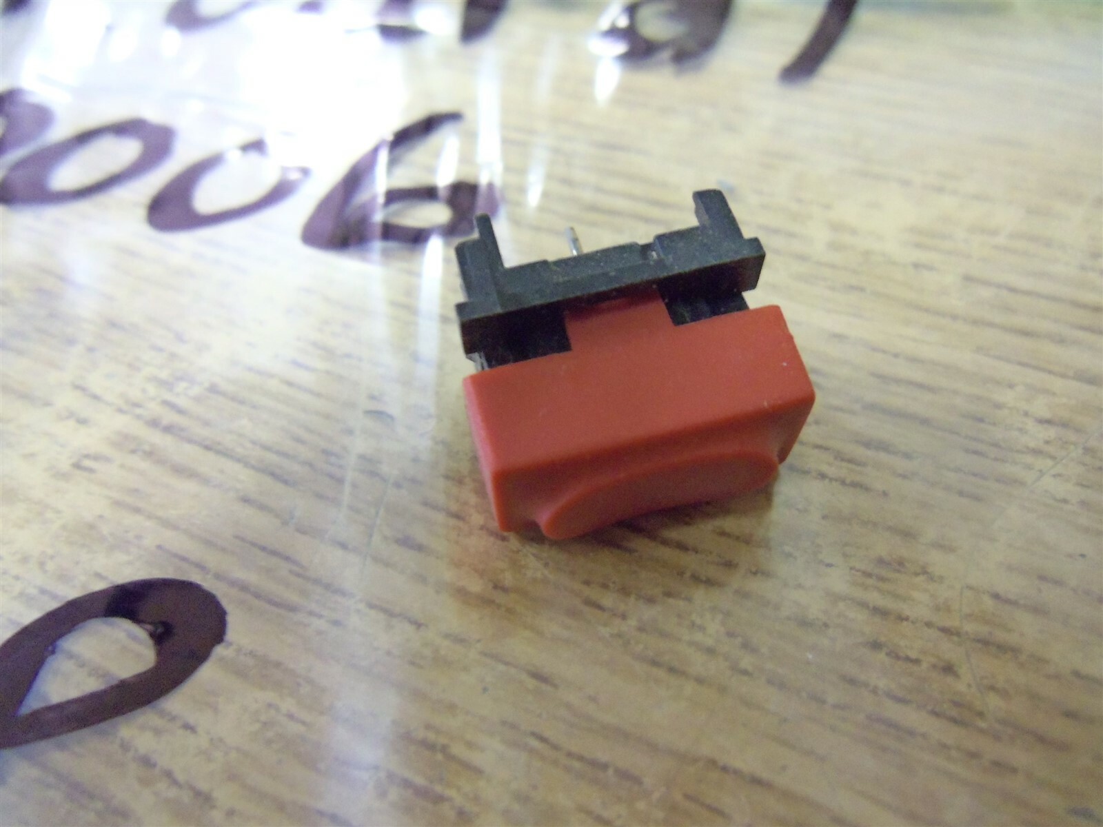 NEW Marquardt 6450.0006 SP-NO Red Key Cap Tactical Switch Thru Hole