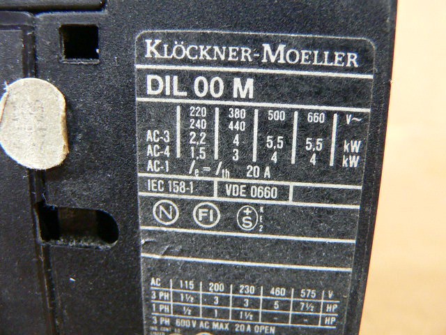 Klockner Moeller Dil00m Contactor 3P 20A 24V