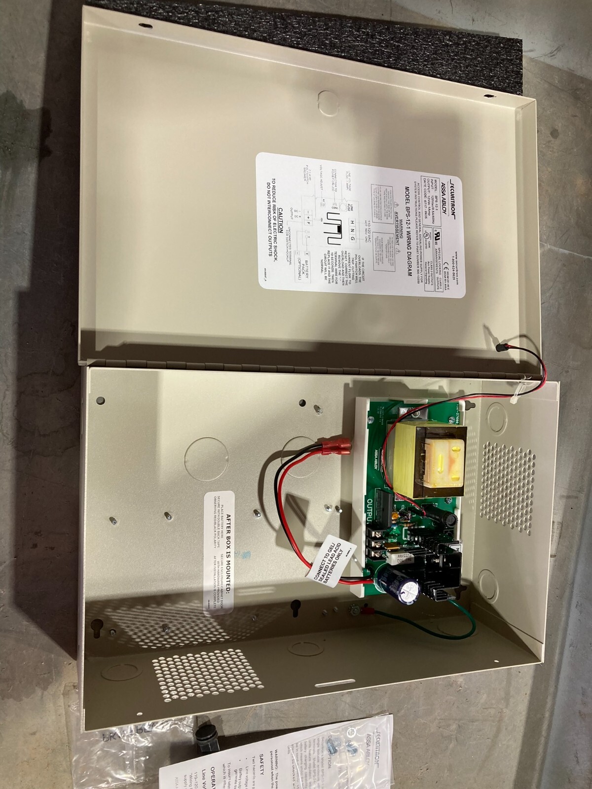 New Securitron BPS-12-1 Power Supply 12VDC -1 Amp