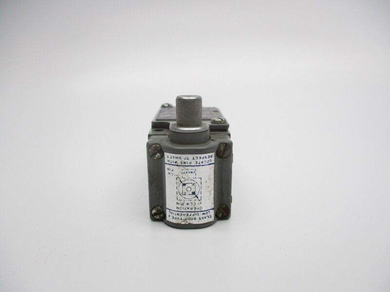 SQUARE D 9007B63A2 SER. B 120-600VAC 10A NSNP