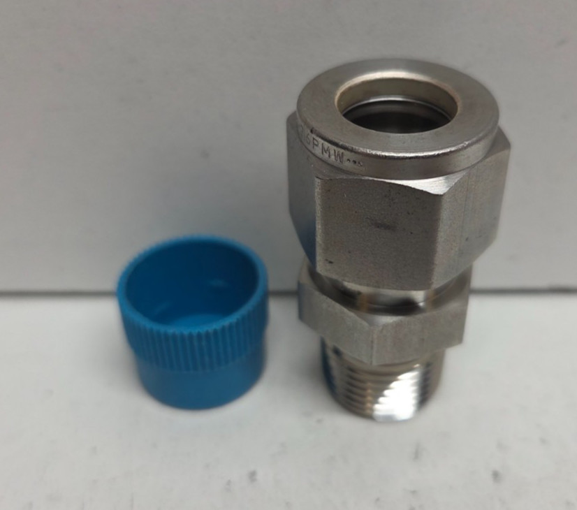 NEW NO BOX! SWAGELOK 1/2″ TUBE OD X 3/8″ MNPT STAINLESS CONNECTOR SS-810-1-6