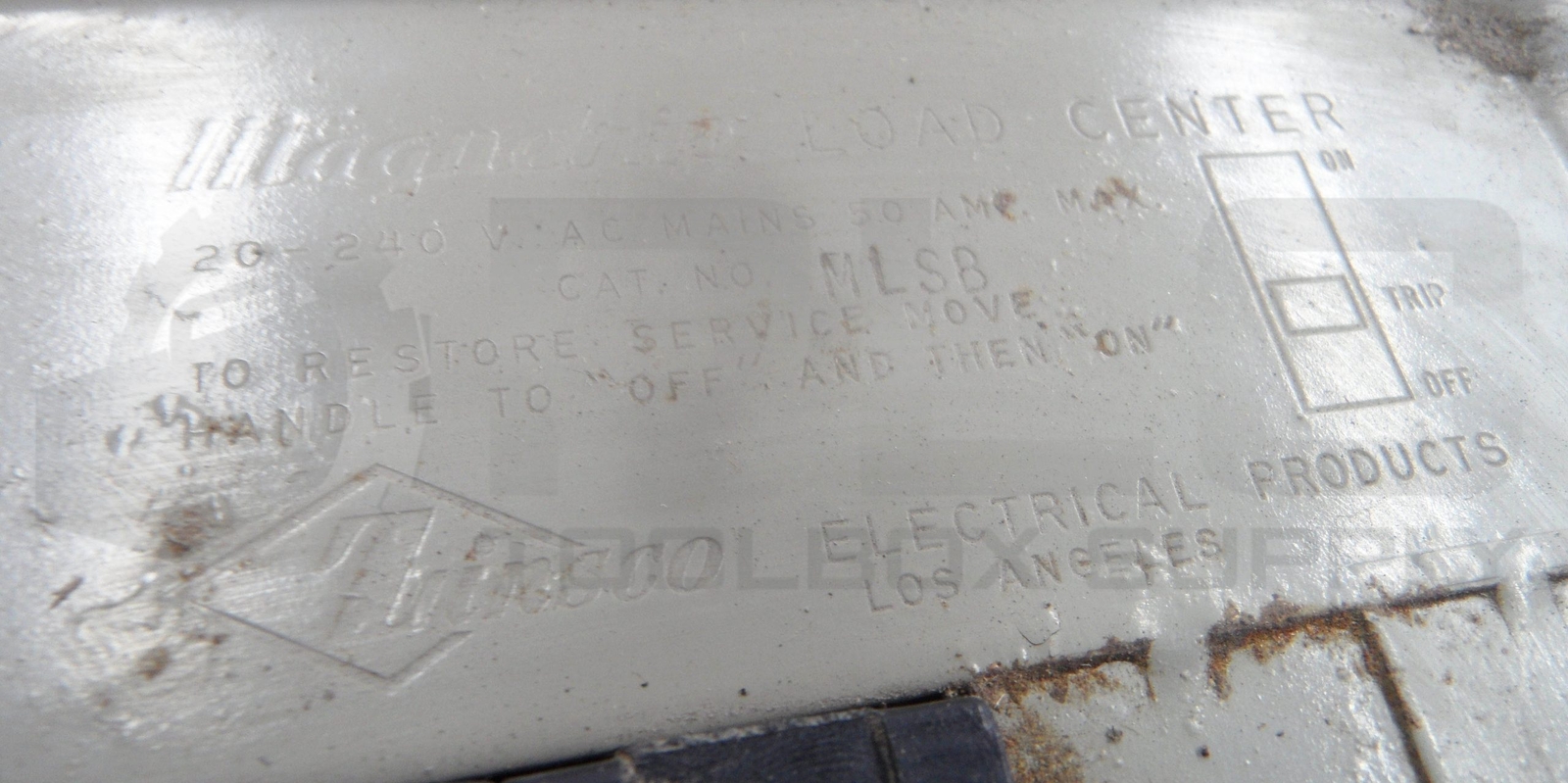 NEW ZINSCO MLSB LOAD CENTER CIRCUIT BREAKER BOX 20-240VAC 50A, (2) 30AMP