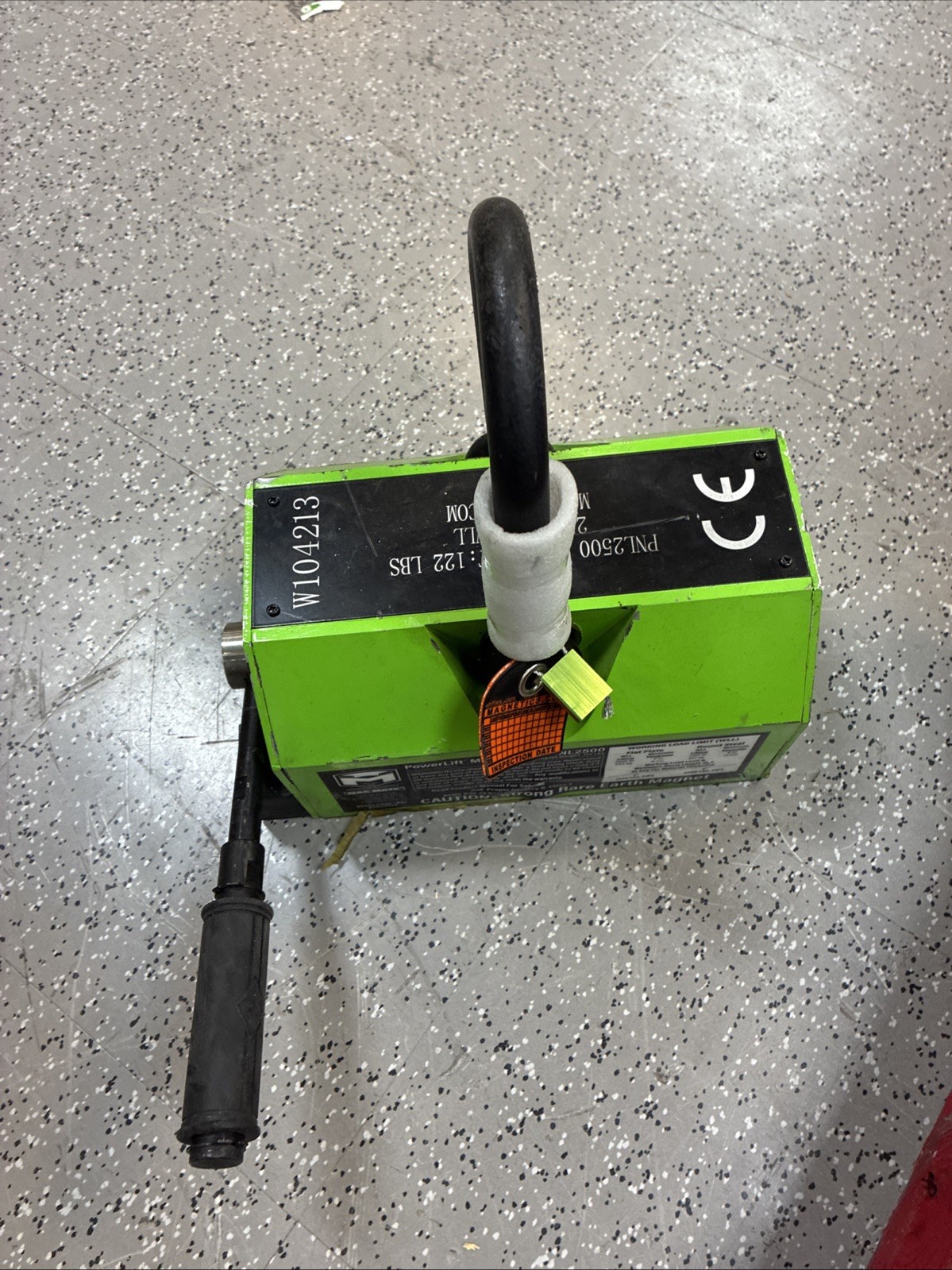 MAG-MATE PNL2500 Lifting Magnet 2,500 lb Load
