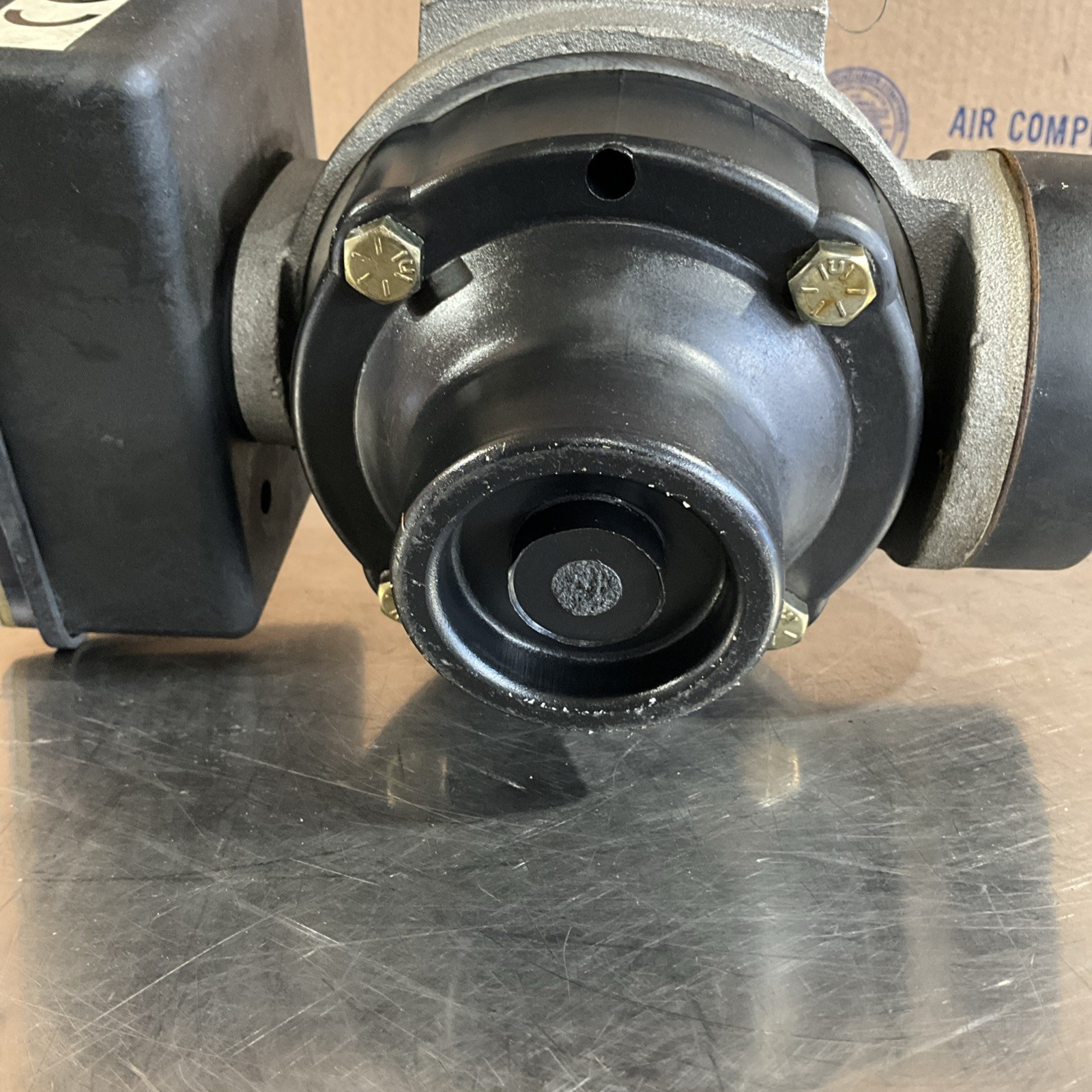 UFM MN-ASB80GLM-12-300V.9-A1WC-C FLOW RATE INDICATOR B31684