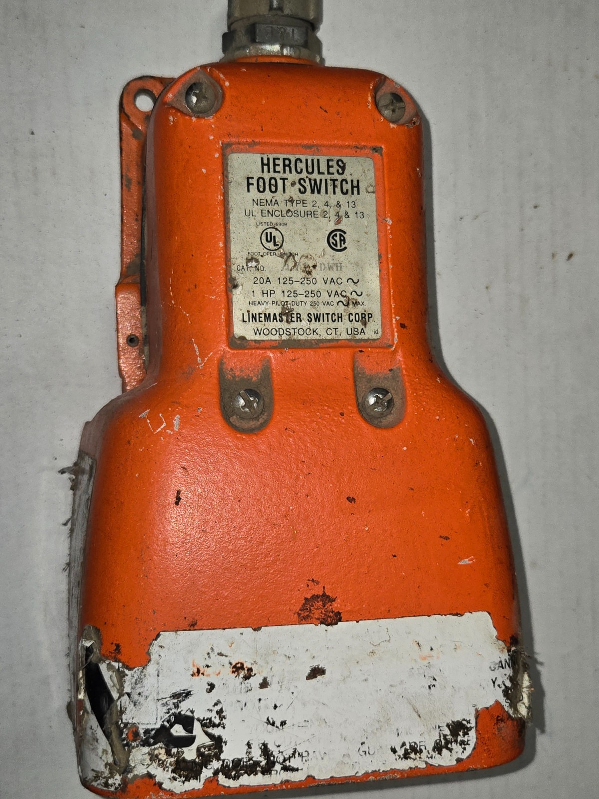 LineMaster 571-DWH Hercules Foot Switch