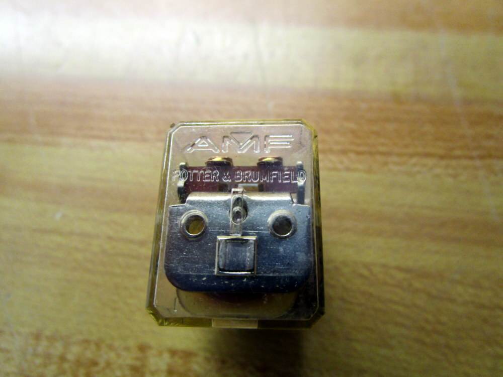 AMF Potter & Brumfield R10-E2-W2-V700 Relay R10E2W2V700