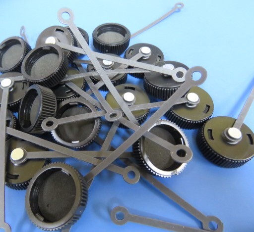 TE CONNECTIVITY/ AMP/ TYCO 211870-2 Qty of 10 per Lot Connector Cap (Cover) Se