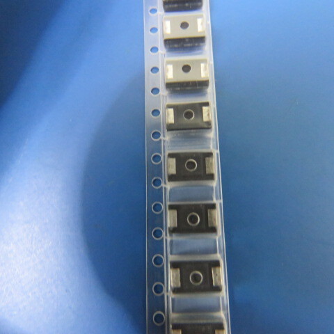 Vishay 593D106X9035D2TE3 Qty of 70 per Lot CAP TANT 10uF 35V 20% LOW ESR 7343