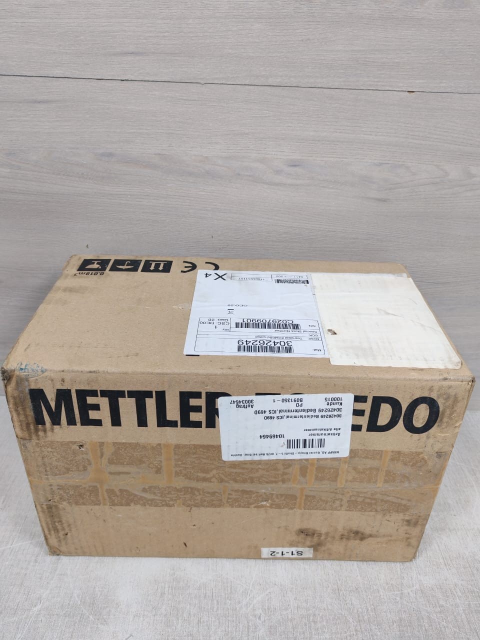 METTLER TOLEDO ICS469 WEIGHING TERMINAL TYPE: ICS249d-CARGO ICS4x9-1