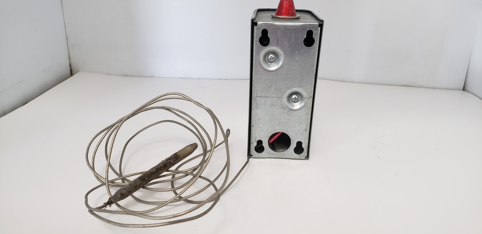 WHITE RODGERS 11B27-10 TEMPERATURE CONTROLLER, 250°-650°F, 140°-340°C