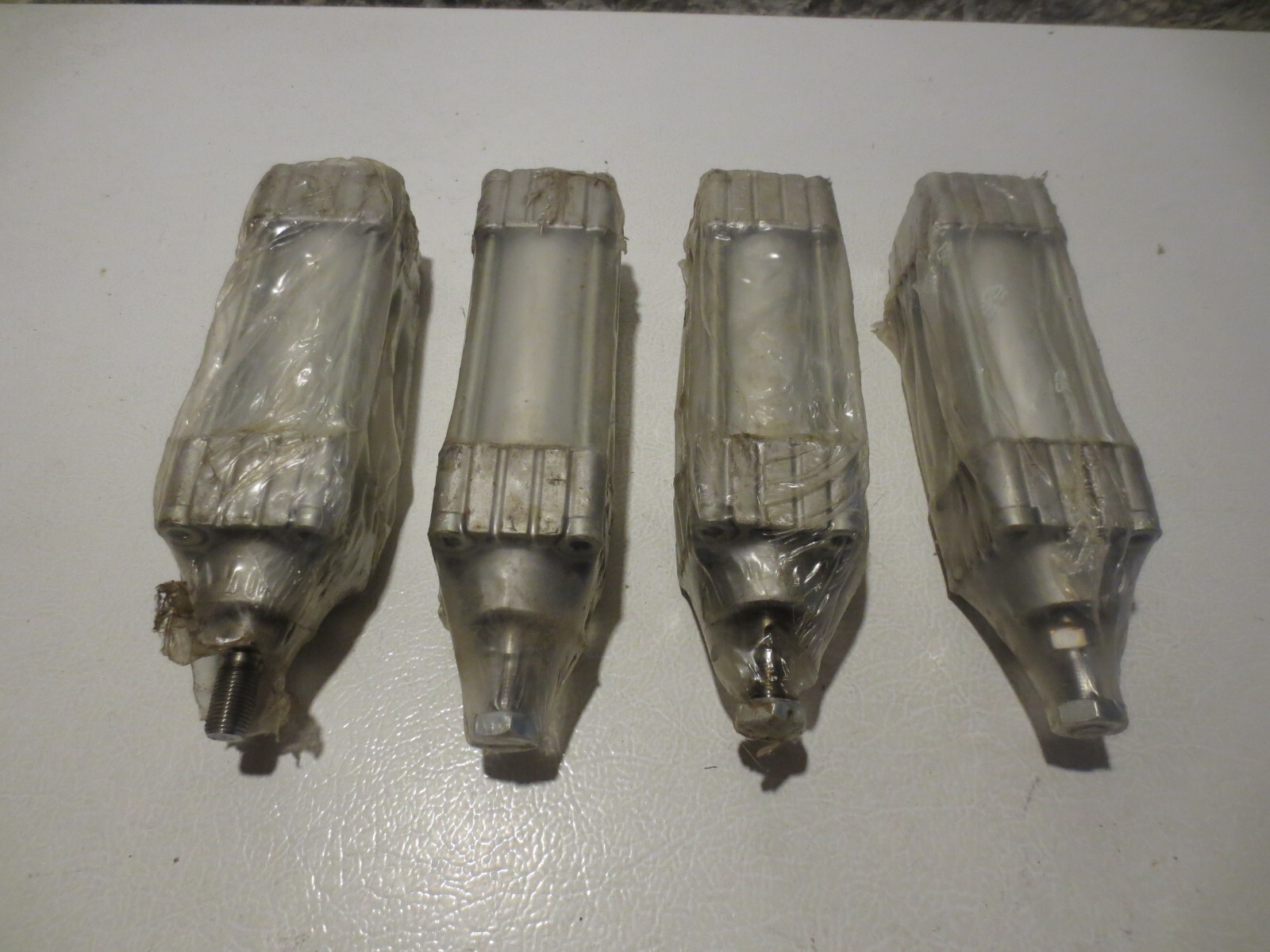 lot of 4 BOSCH 0822241002 TRB AIR CYLINDERS 0-822-241-002
