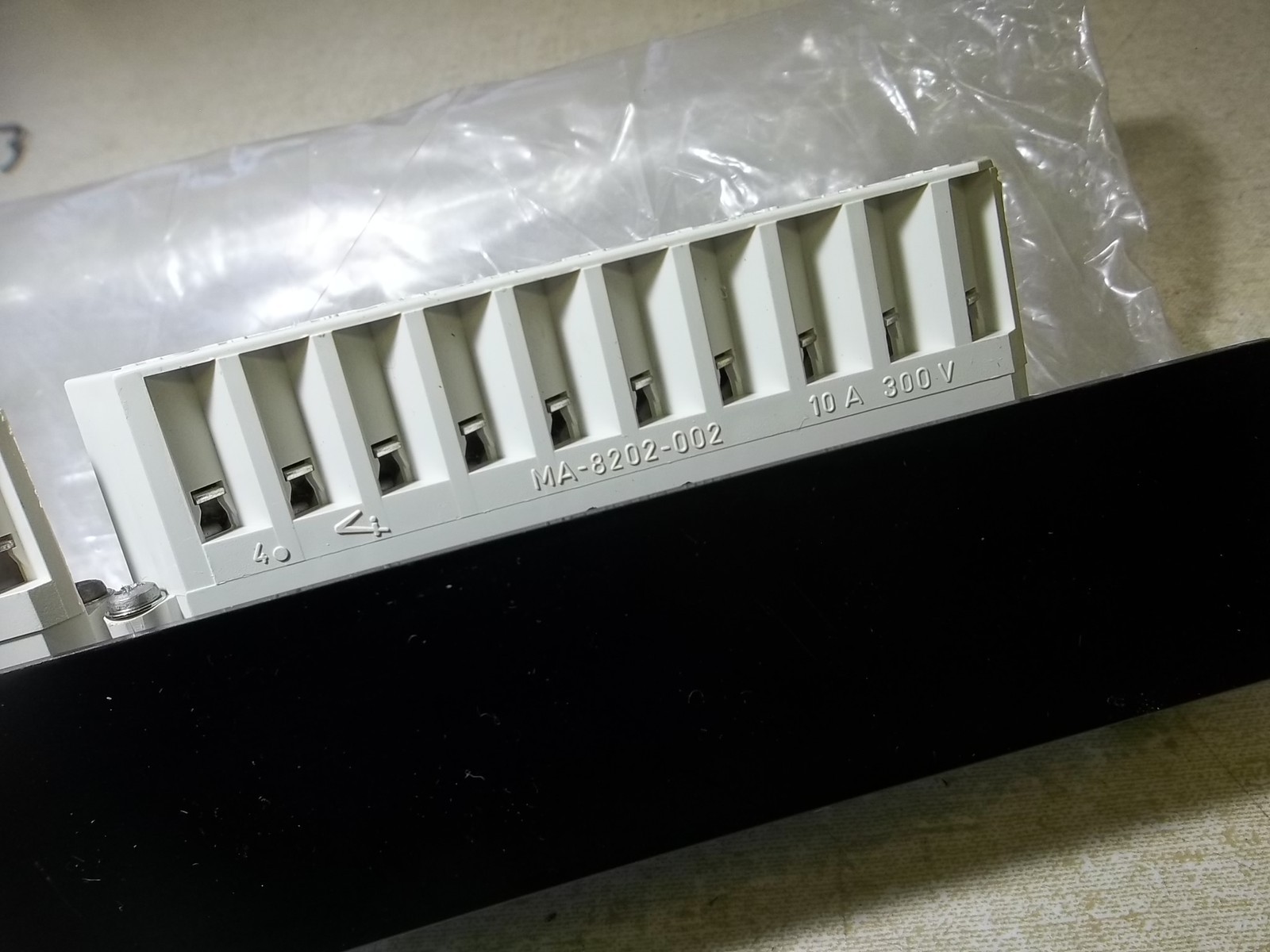 NEW AEC Modicon MA-8202-001 High/Low Density Connector *FREE SHIPPING*