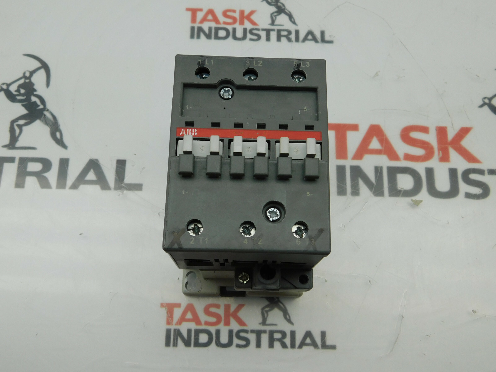 ABB UAF75 Contactor Relay V:230/400/500/590 KVAR:35/60/75/100
