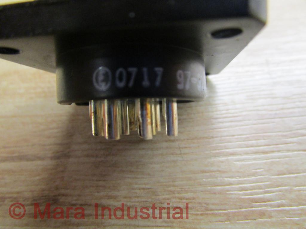 Amphenol 97-3102A18-1S-B-621 Circular Connection Receptacle