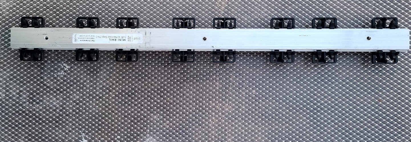 (24 pcs) KEBONY Narrow Gap Mini Rails 1 x 6, G2171