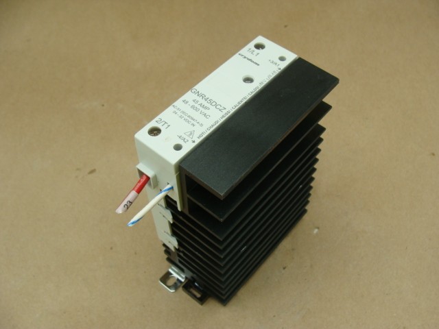 CRYDOM SOLID STATE RELAY DIN RAIL MOUNT GNR45DCZ 45A 48-600VAC