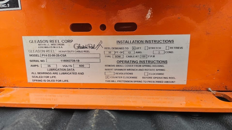 Gleason Pentant Reel P14-33-08-25-CSA 50ft 12awg Type SOW 150 F.P.M. NEW