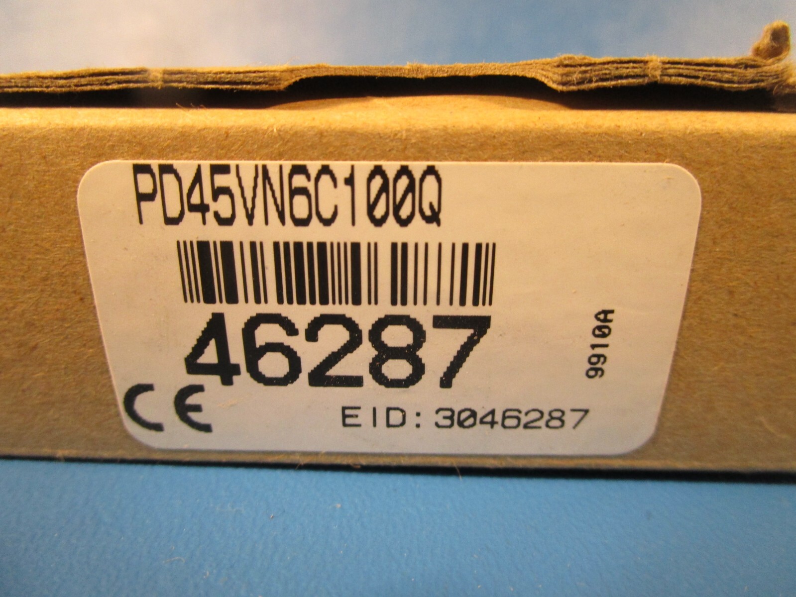 BANNER PD45VN6C100Q 46287, Photoelectric Sensor, Convergent Laser, 102mm