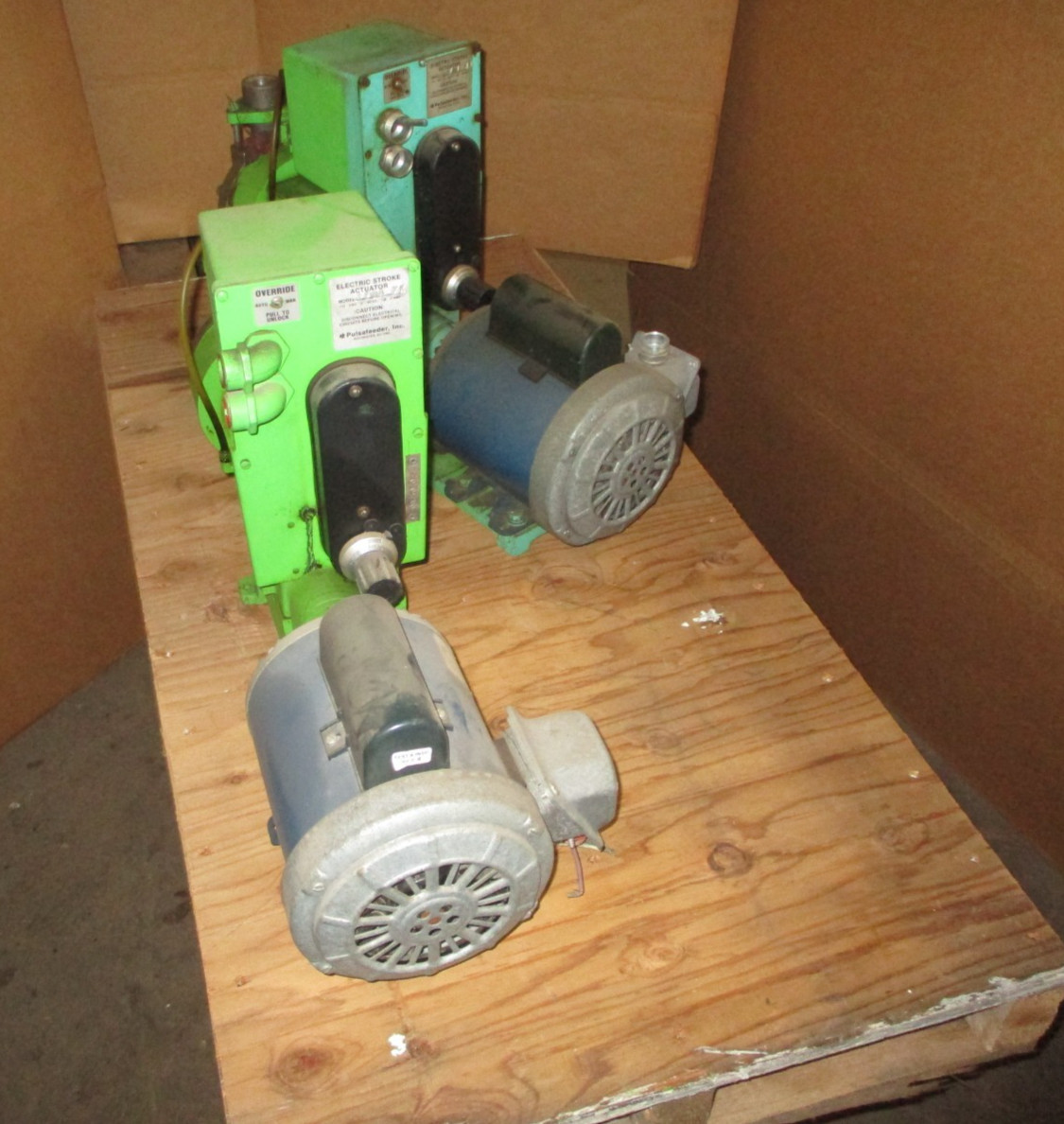 Pulsa 880 Diaphragm Metering Pumps 880-S-AE Ratio 15-1 Parts Only A9035WVS