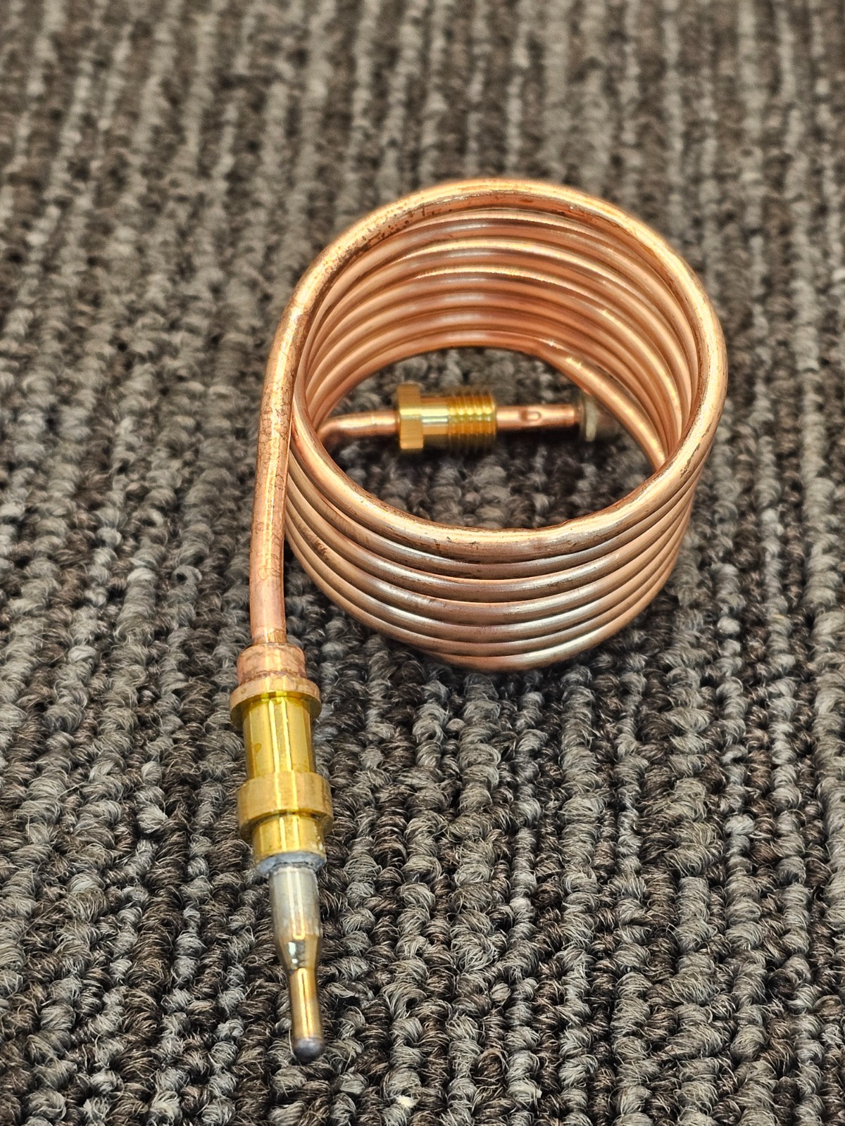 Empire Comfort Systems R1970: 39″ Thermocouple, Copper, 1/2″ NPT
