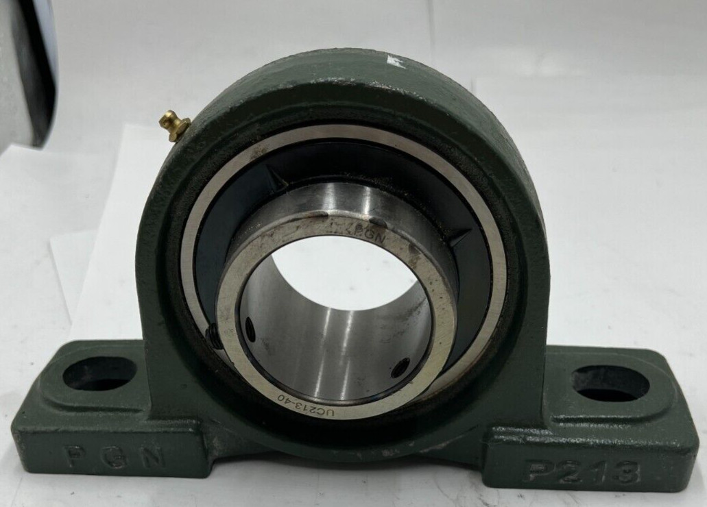 PGN P213 UC213-40 2-BOLT BASE PILLOW BLOCK BALL BEARING