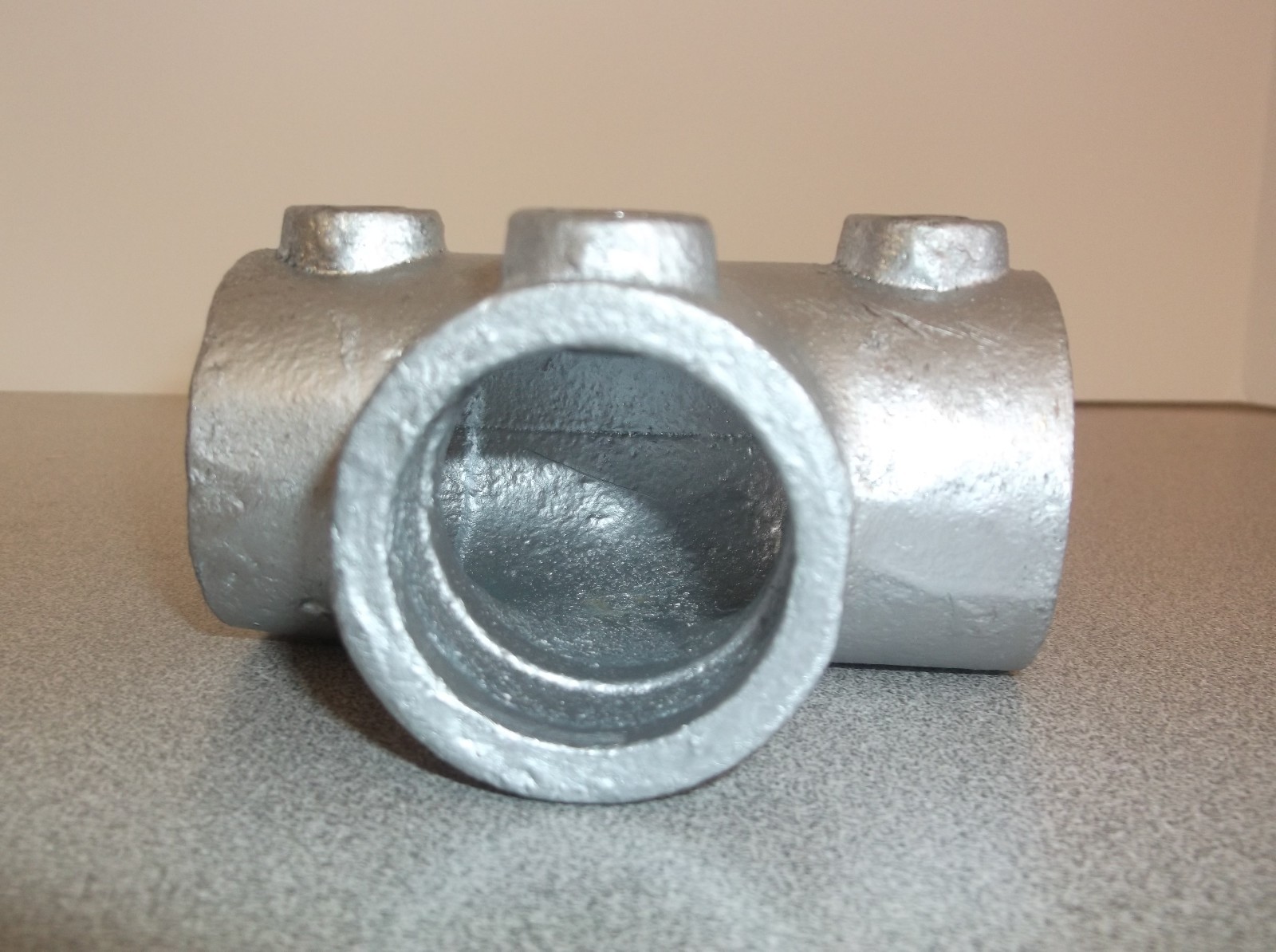 Lot of 2, 4NXR2 Three-Socket Tee, Nominal Pipe Size 1 In (D74F)