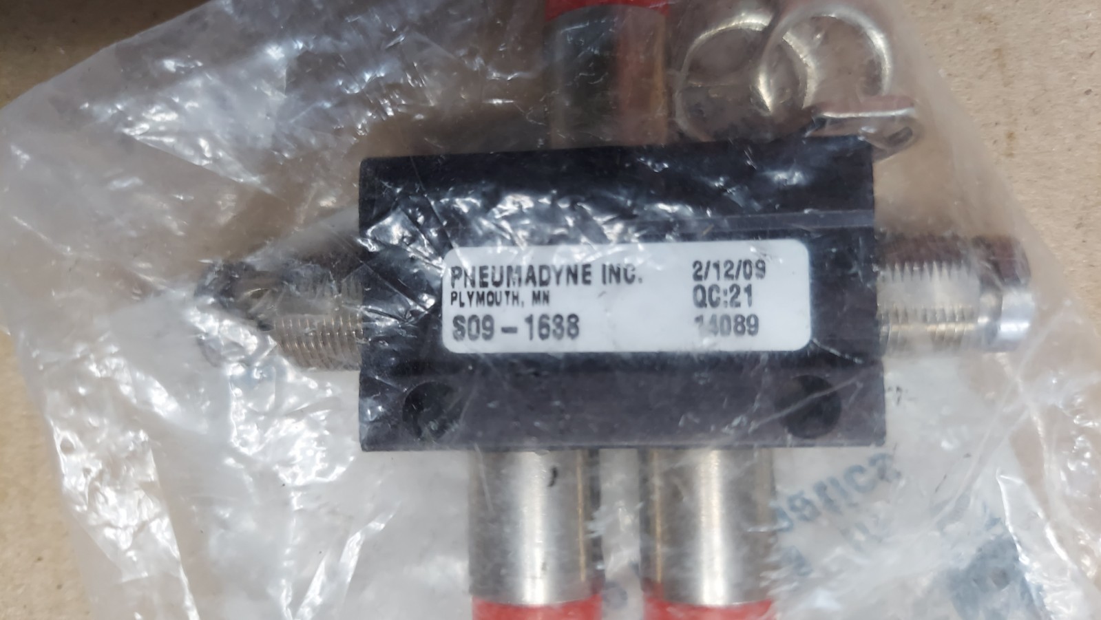New Pneumadyne A4C-250-DP Pneumatic Air Control Valve L@@K