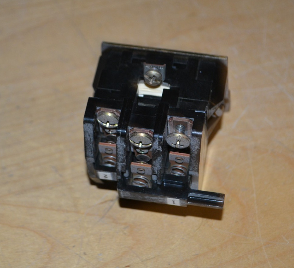 Furnas ~ 41NB20AFP393RGR ~ Electric Definite Purpose Control Coil 110/120V 30AMP