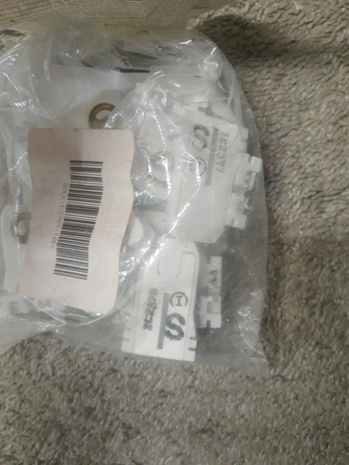 NEW LOT of 9 Lampholder Shunted Lamp Holder Socket T8 # T8-T12