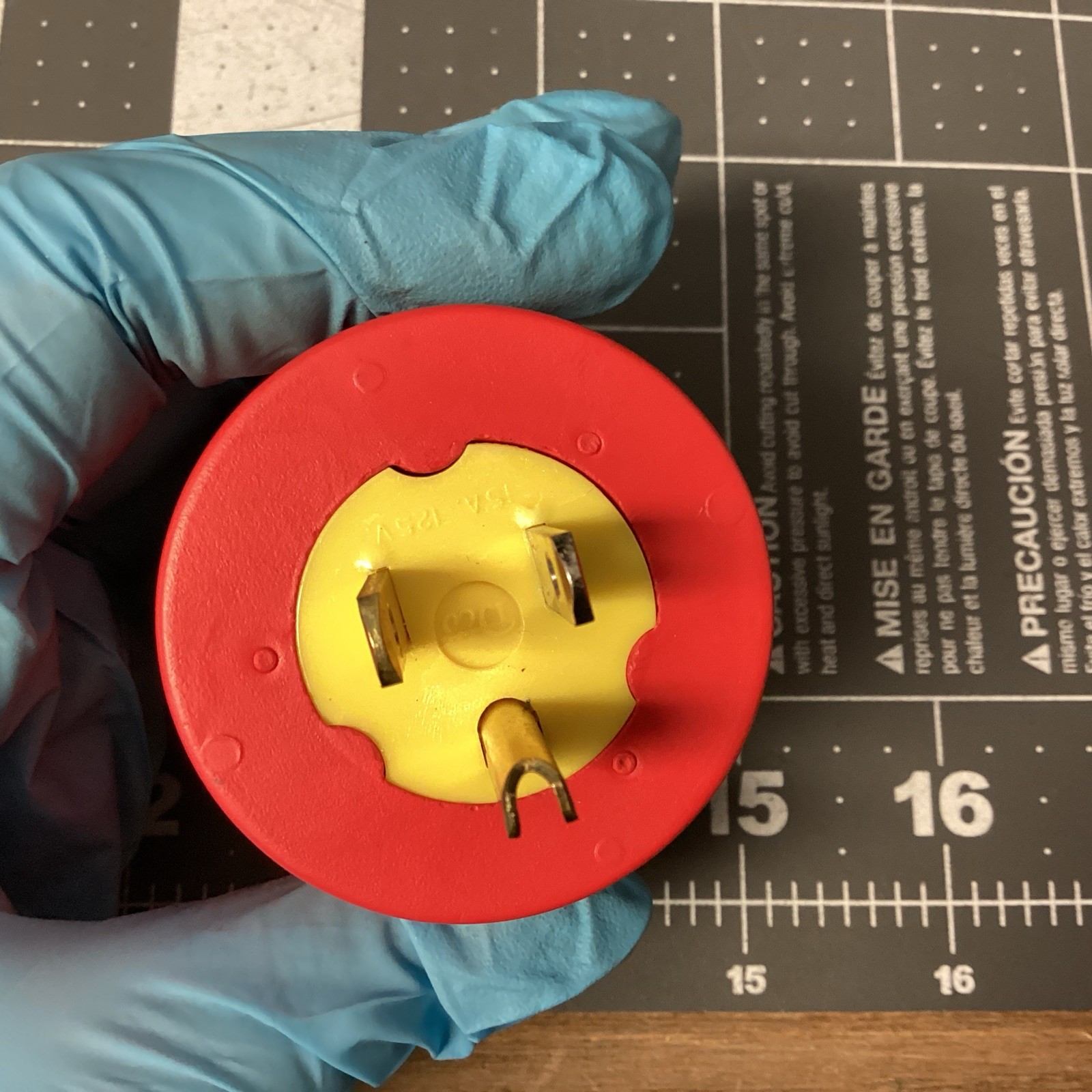 DANIEL WOODHEAD SAFEWAY ADAPTER L5-20R (LPW130R)