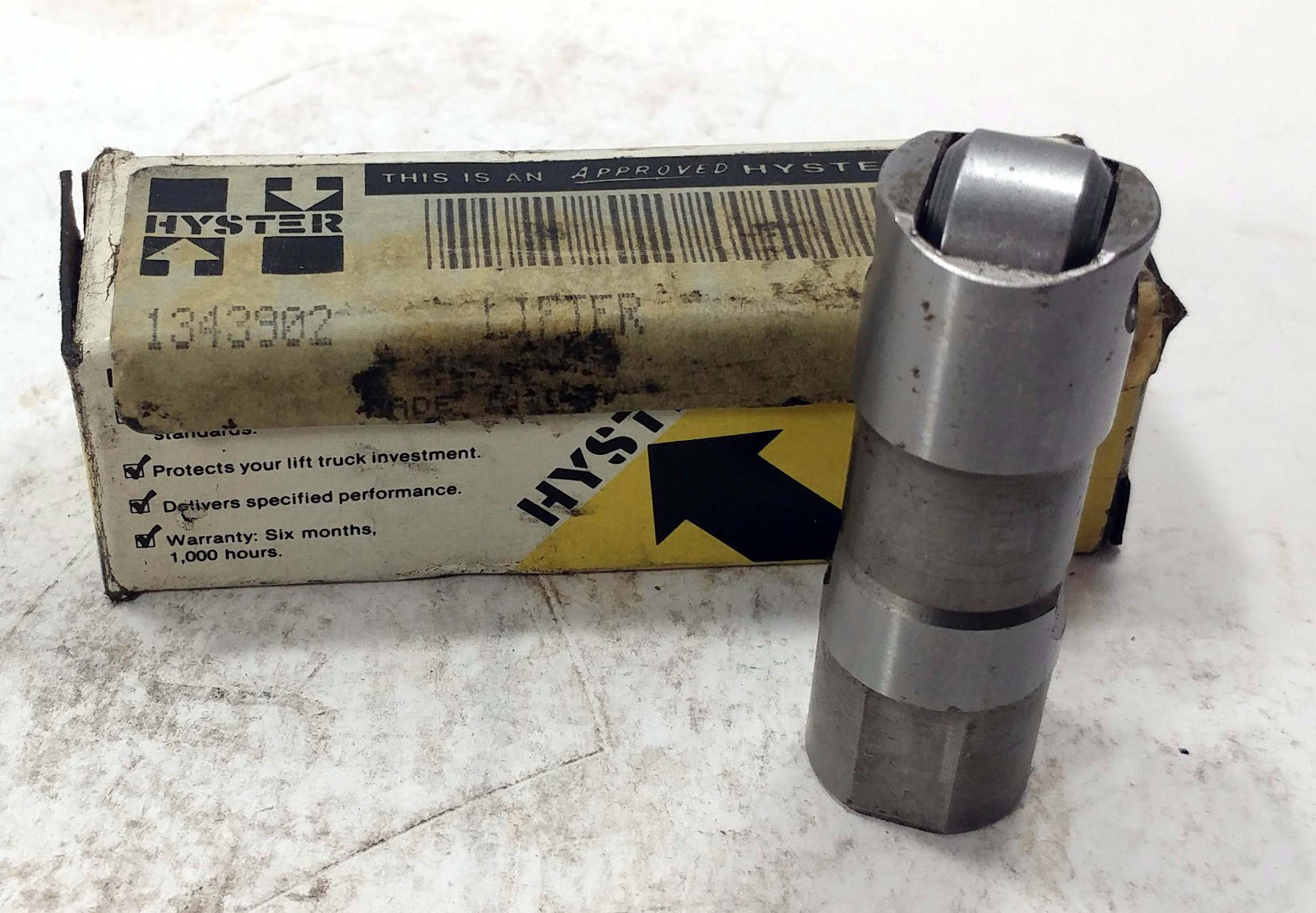 1 NEW HYSTER 1343902 LIFTER (4.3L) NIB ***MAKE OFFER***