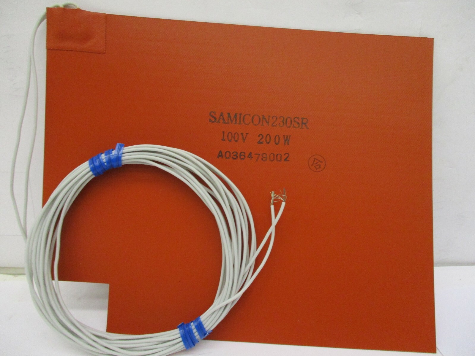 New Open Box Lot Of 2 Pieces Samicon 230SR 100V 200W SE605384B1 Heater A1773ELL