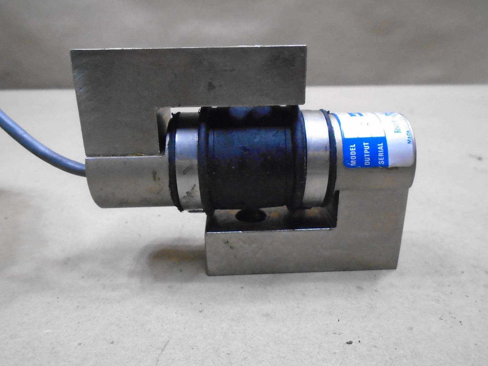 NEW Revere Transducers Inc 15601 Load Cell 250 Lb Output 3 milliVolt
