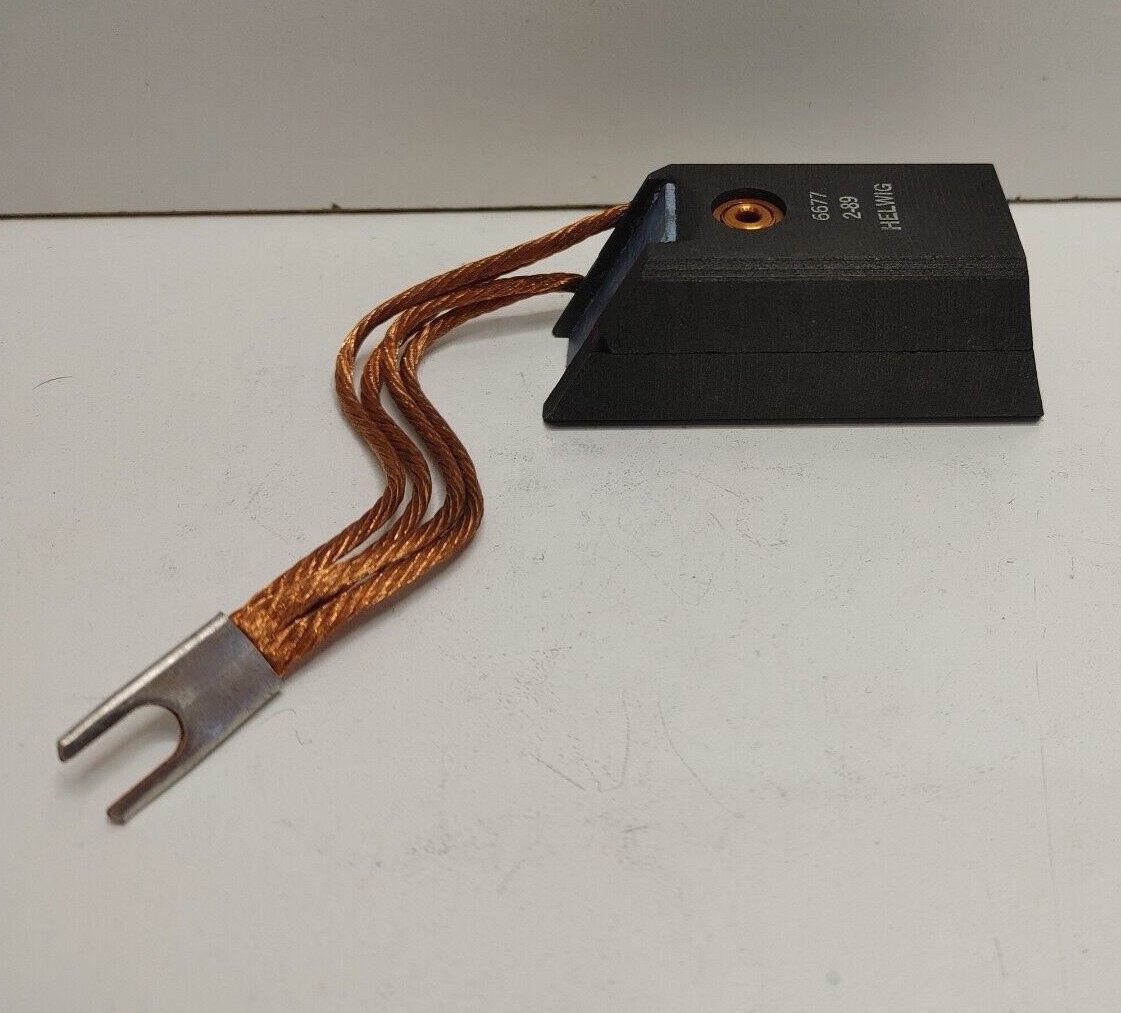 NEW OLD STOCK! HELWIG 3.25″ X 1.25″ X 1.254″ CARBON BRUSH 6677 2-89