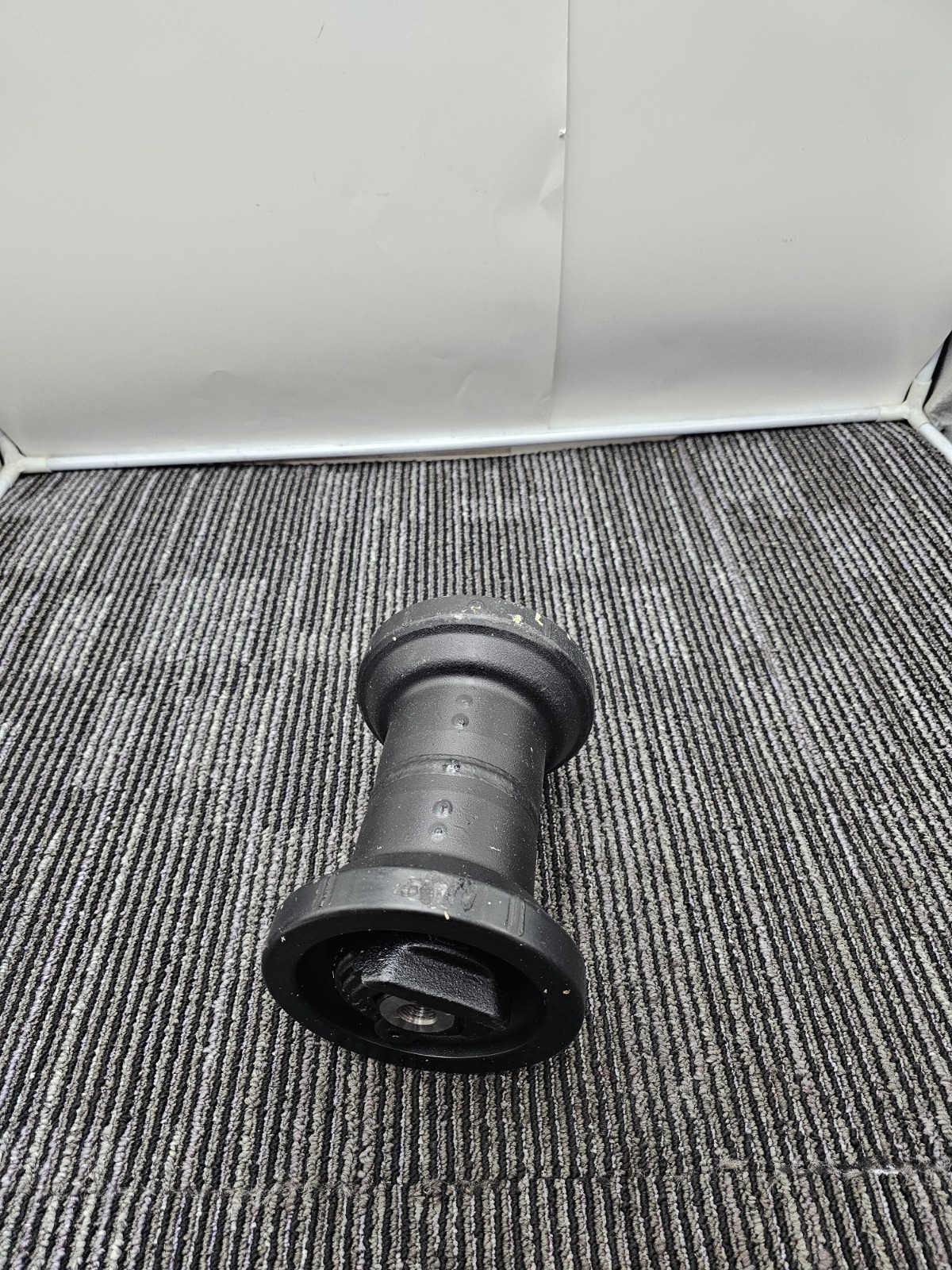 Bottom Track Roller 7-1/4 Inches x 5 Inches Black
