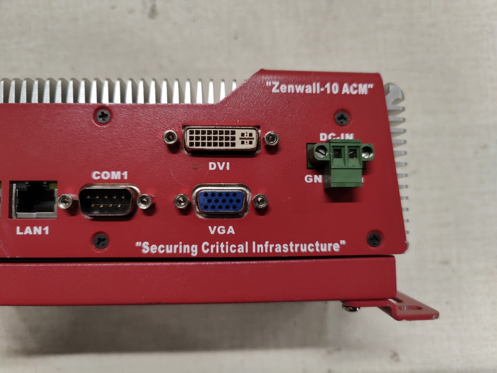 Used Secure Crossing SUZZWPC128 Zenwall 10 ACM Industrial Computer PC Module