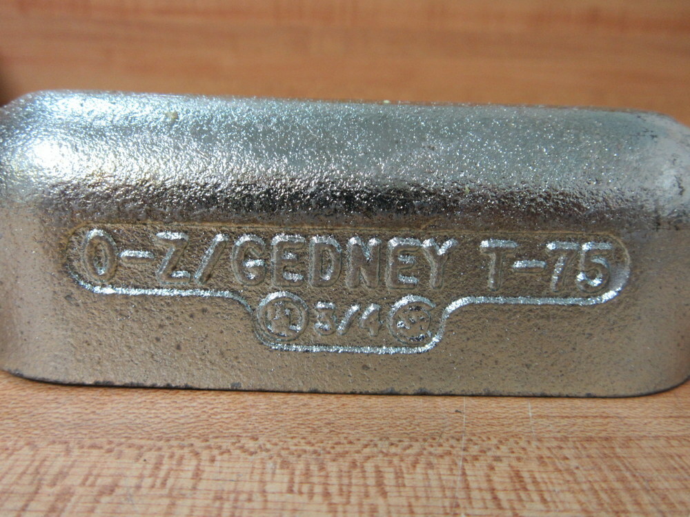 O-Z/Gedney T-75 3/4″ Type T Conduit Body T75 (Pack of 19)