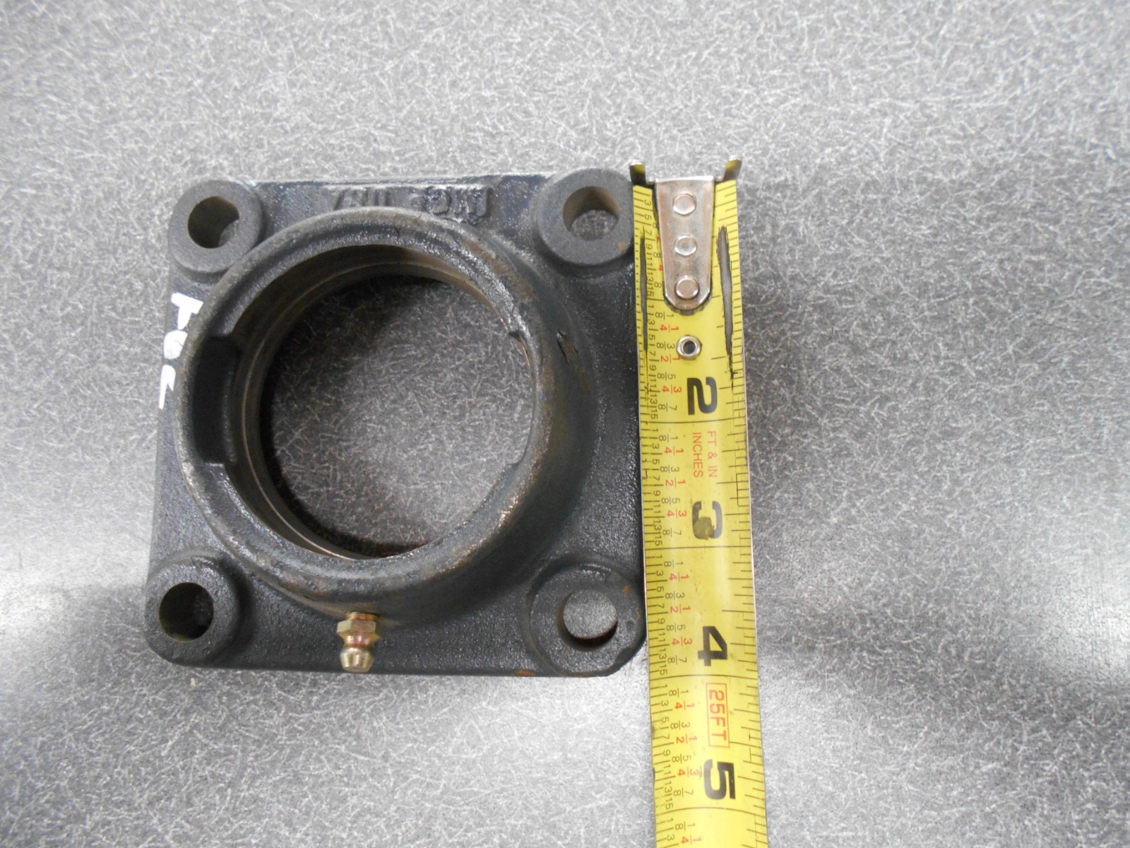 Burns/Tisco 62mm 4-Bolt Greasable Bearing Flange. F62-R. NEW!