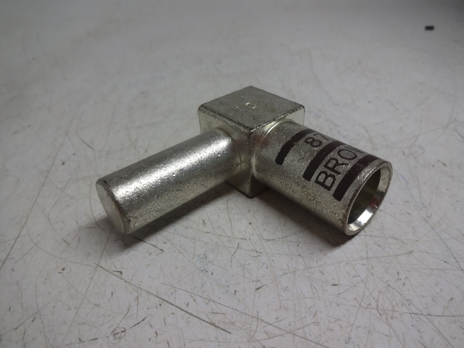 Thomas & Betts FLAG500 / Uninsulated Flag Connector Body