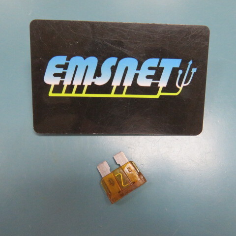 LITTLEFUSE 0257005.PXOCR Qty of 100 per Lot 5 A AC 32 V DC Fuse Automotive Re
