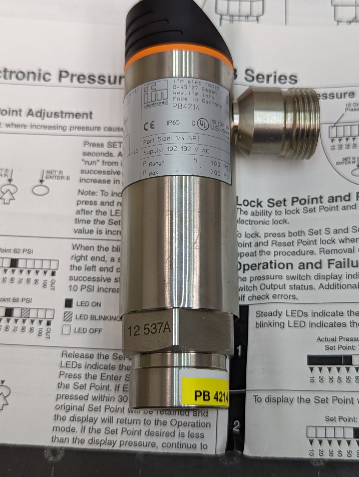 IFM Efector PB4214 Electronic Pressure Sensor NEW [OF47]