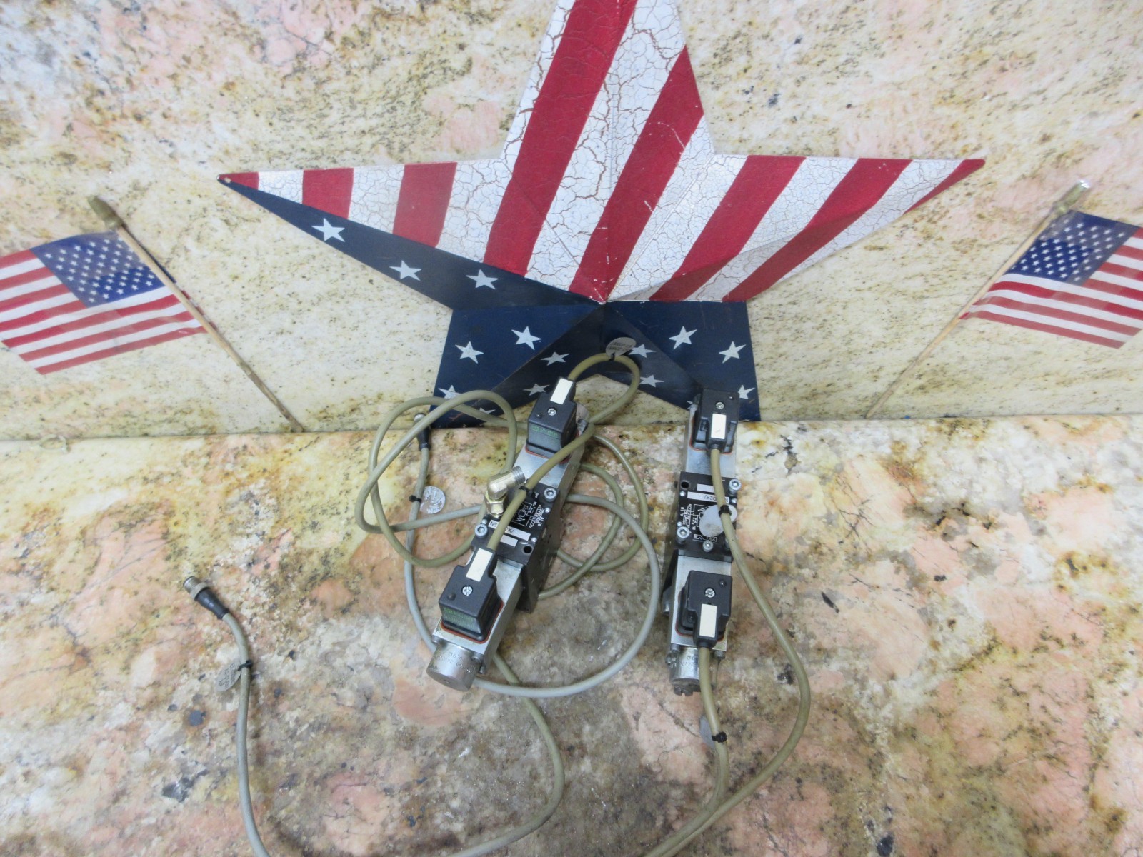 GILDEMEISTER TWIN 32 HAWE NSMD2K/G/B2-X24 5000 050867 01 VALVE LOT OF 3 PIECES