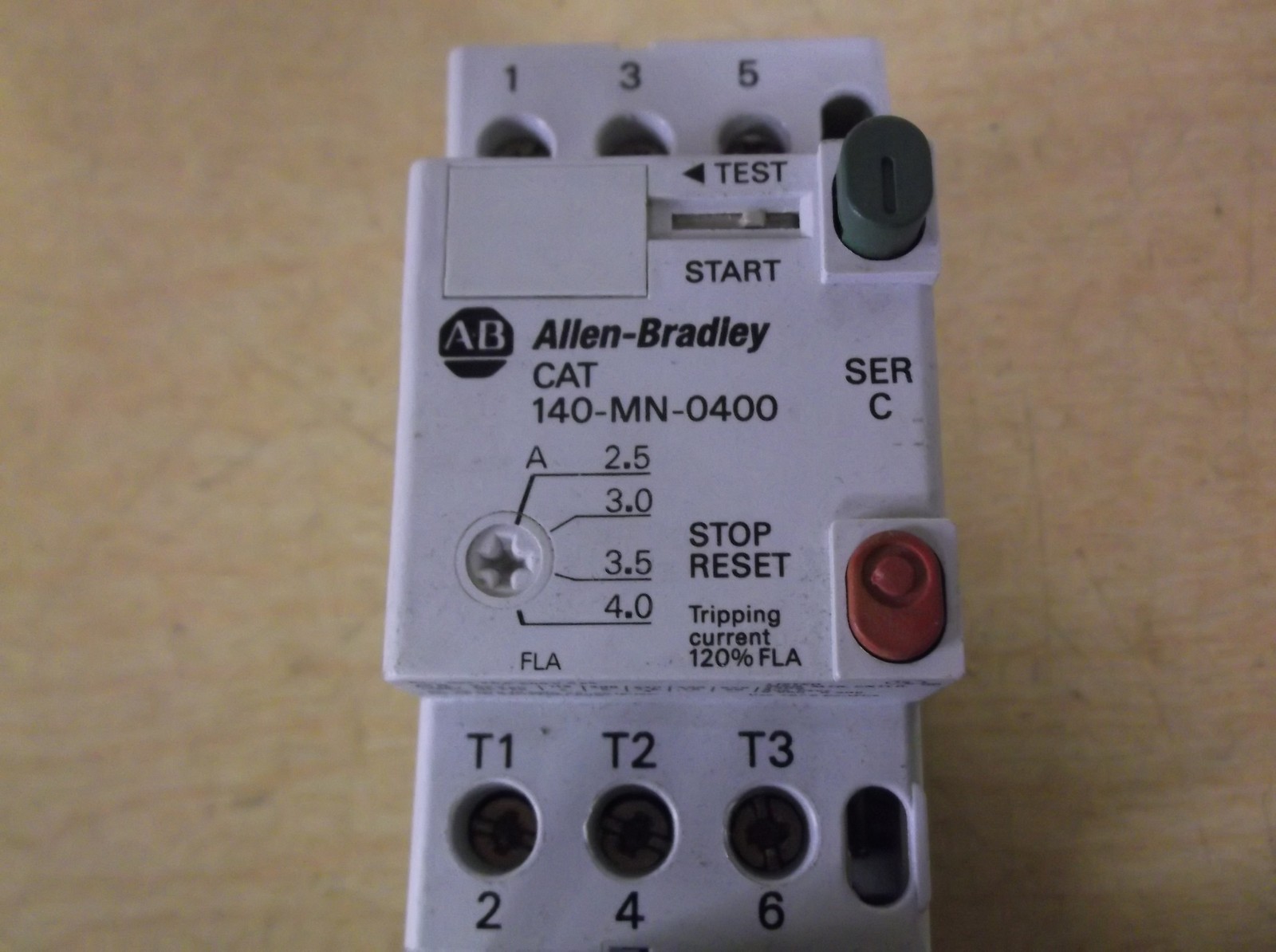Allen Bradley 140-MN-0400 100-A09ND3 140-DC1 Starter/Contactor Assembly