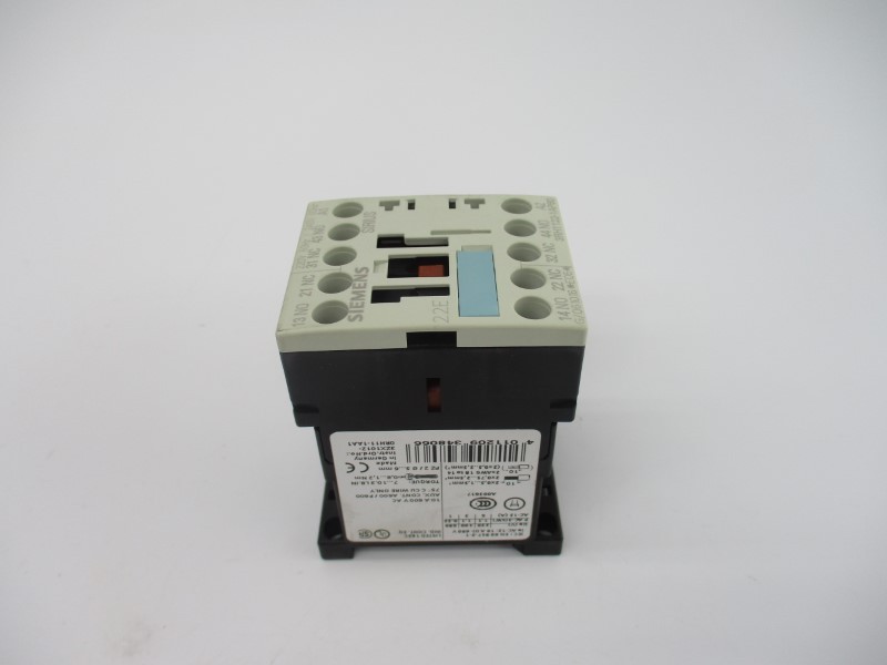 SIEMENS 3RH1122-1AP60 220/240V 10A NSMP