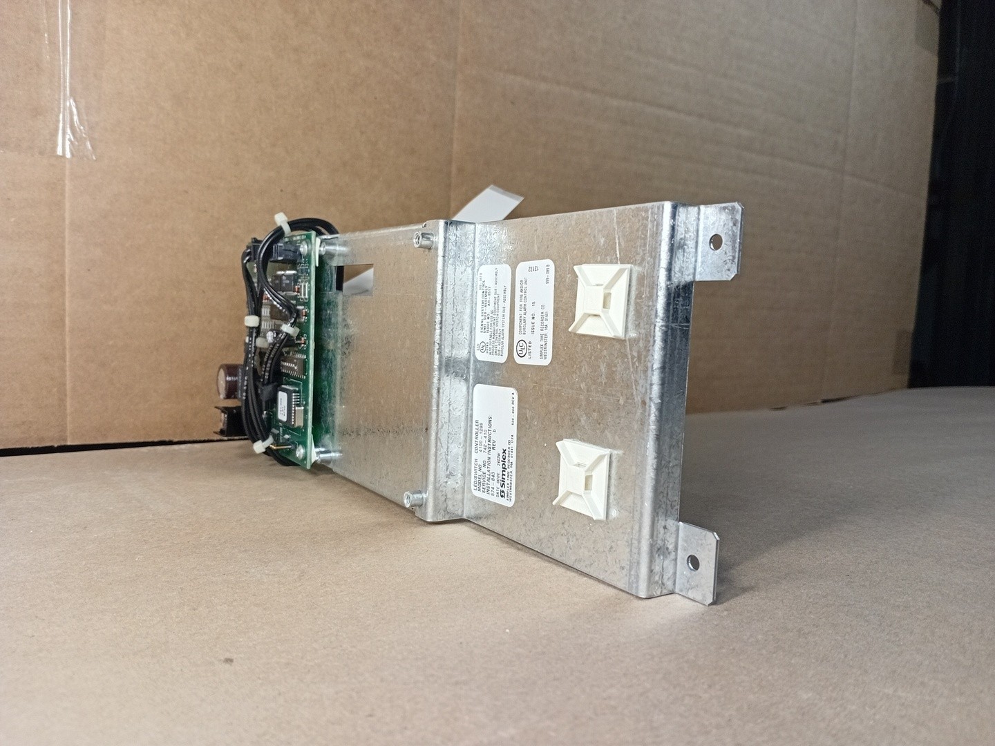 SURPLUS NEW SIMPLEX 4100-1288 LED/Switch Controller with Mounting Plate